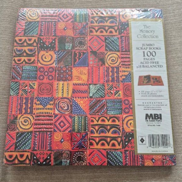 Jumbo Scrapbook Album - The Memory Collection - 100 Pages - Brand New - Picture 1 of 3